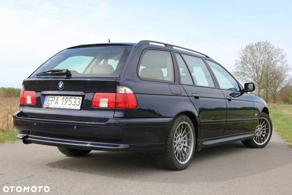 BMW Seria 5 530i Touring Edition Sport - 6