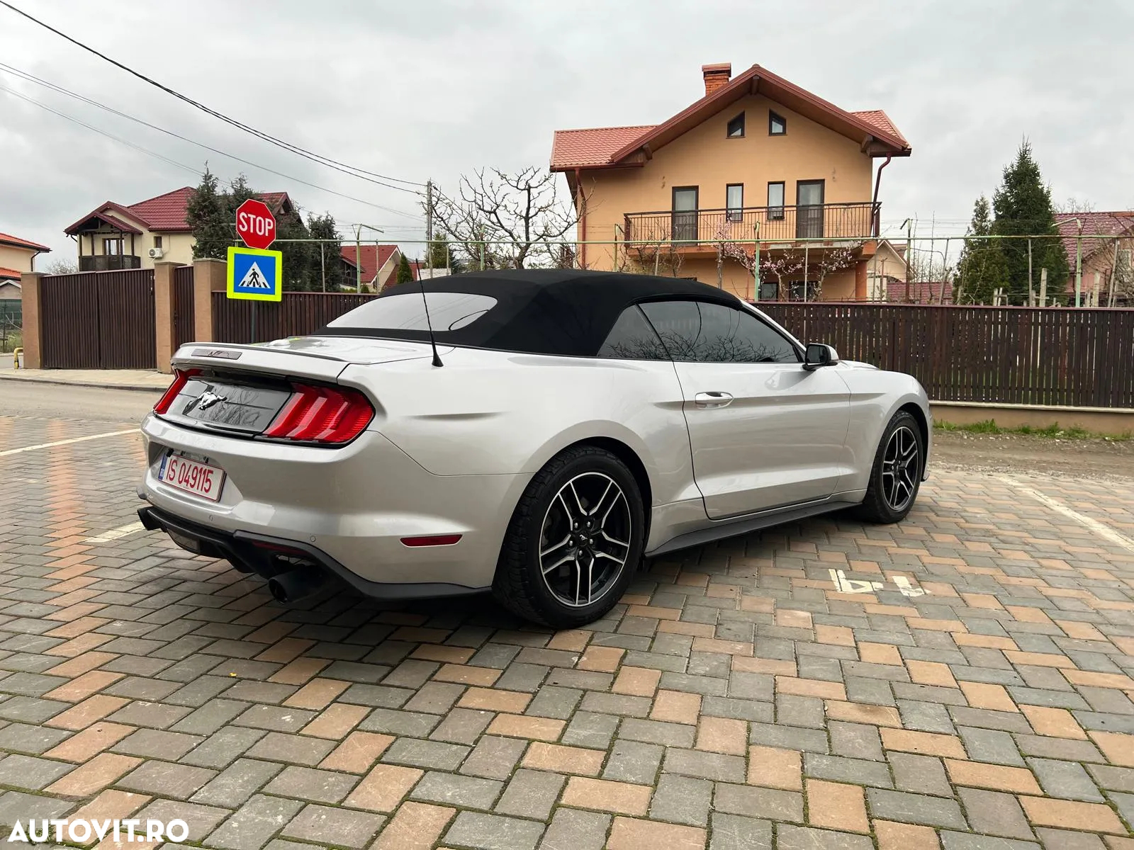 Ford Mustang Cabrio 2.3 Eco Boost - 5
