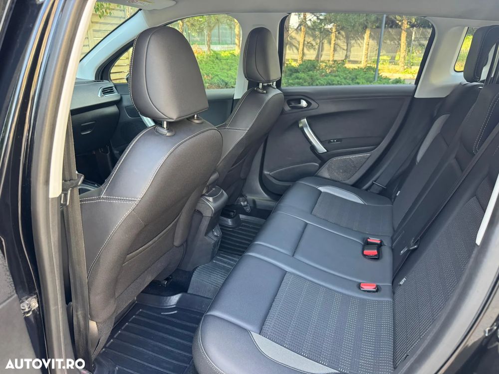 Peugeot 2008 PureTech 110 GPF Stop&Start EAT6 Allure - 9