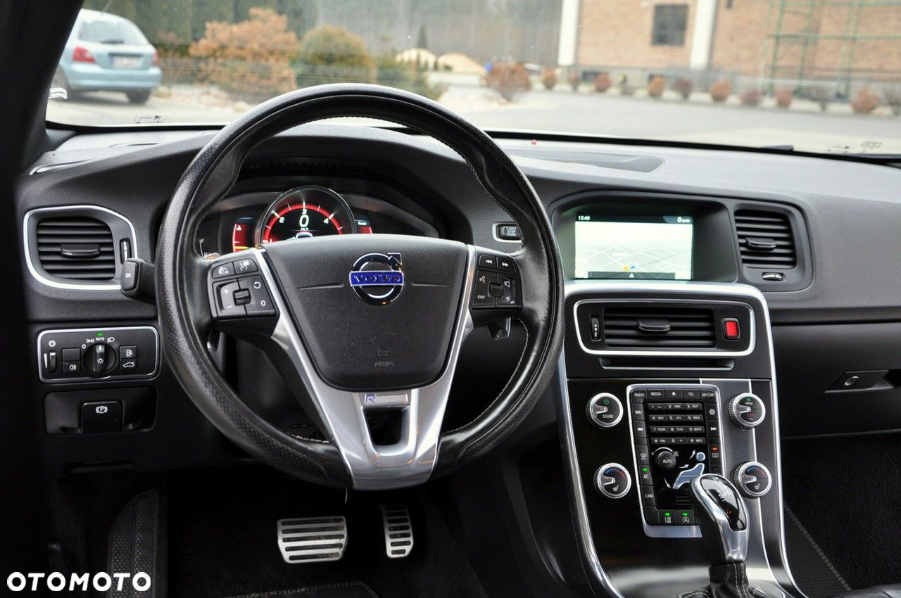 Volvo V60 - 30