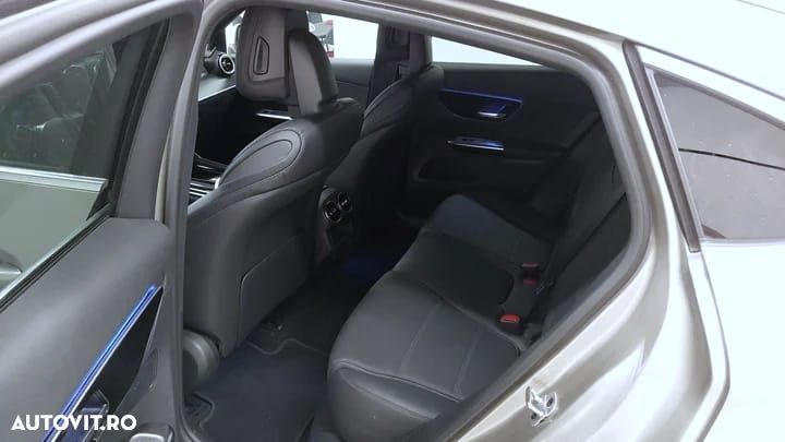 Mercedes-Benz GLC 220 d 4MATIC MHEV - 11