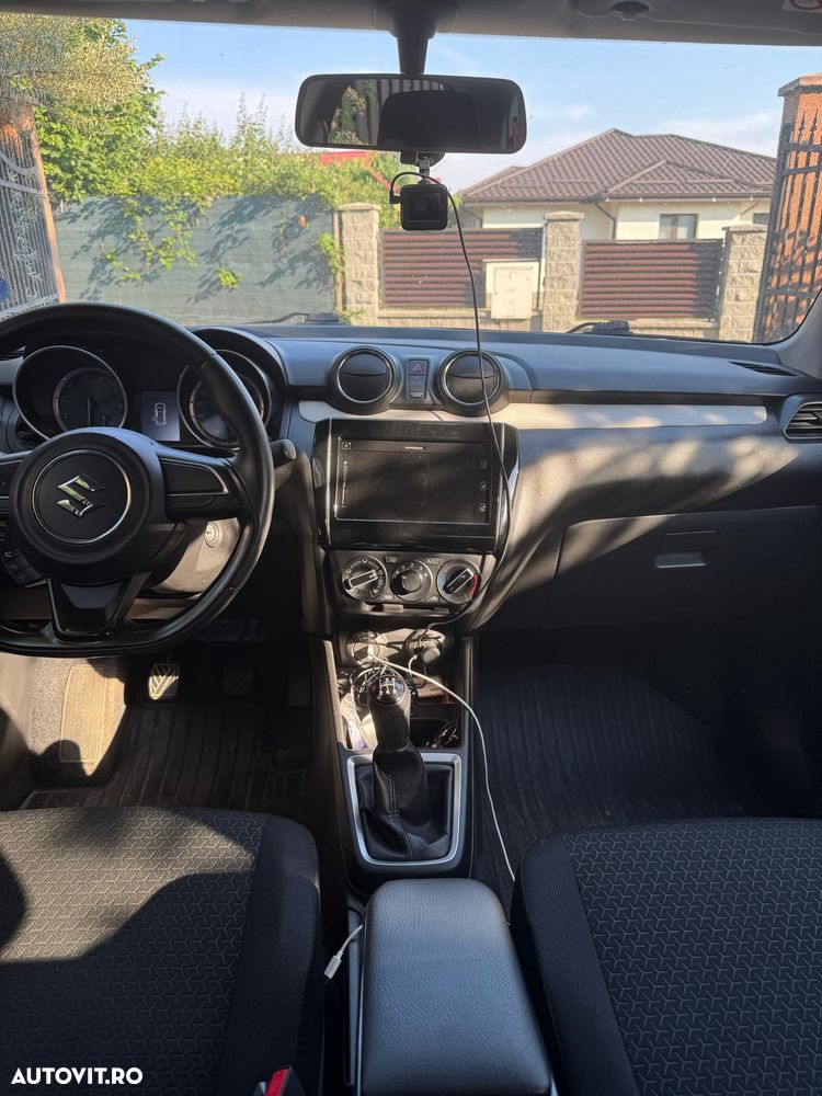 Suzuki Swift 1.2 Dualjet 12V MHEV Passion - 7