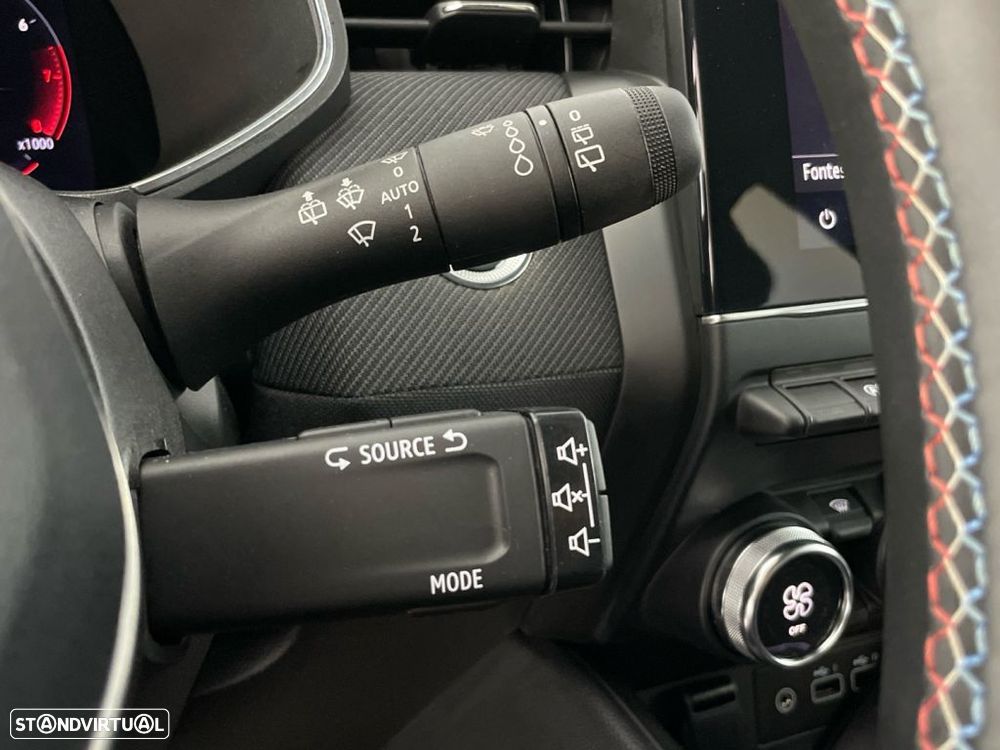 Renault Clio 1.0 TCe Esprit Alpine - 17