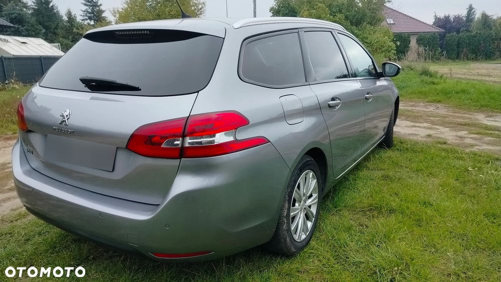 Peugeot 308 - 4