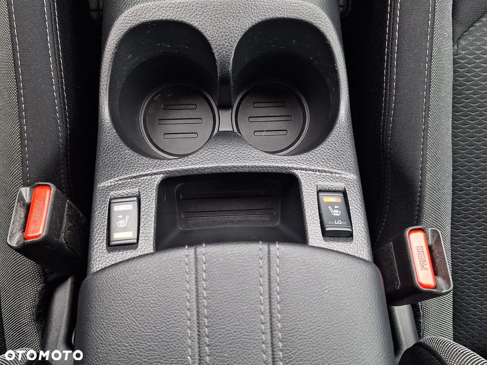 Nissan Qashqai 1.3 DIG-T N-Connecta - 34