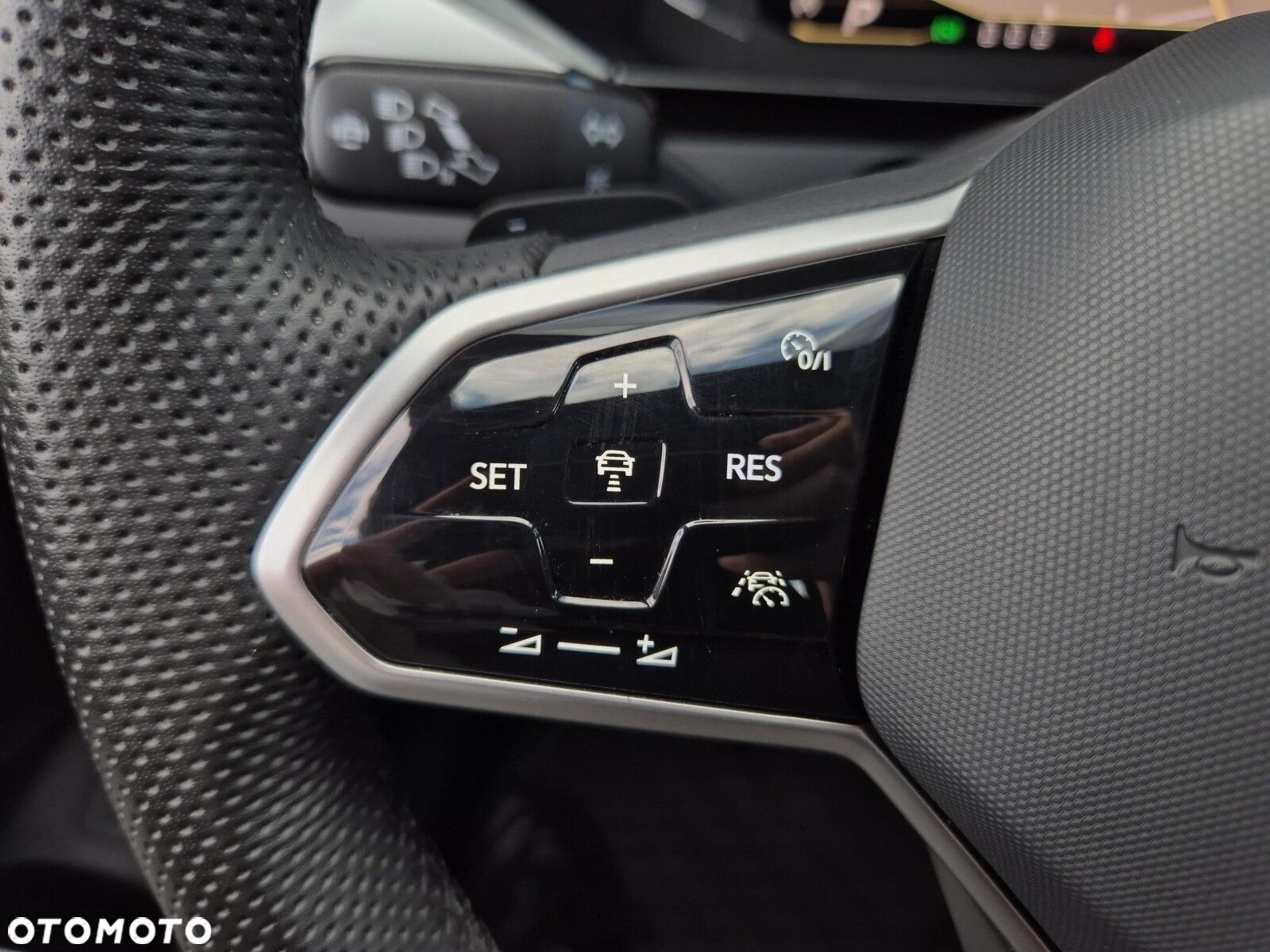 Volkswagen Arteon 2.0 TDI 4Motion R-Line DSG - 20