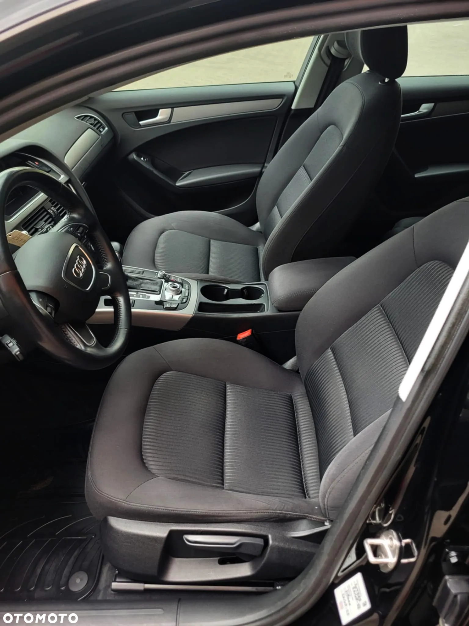 Audi A4 2.0 TDI S tronic - 8