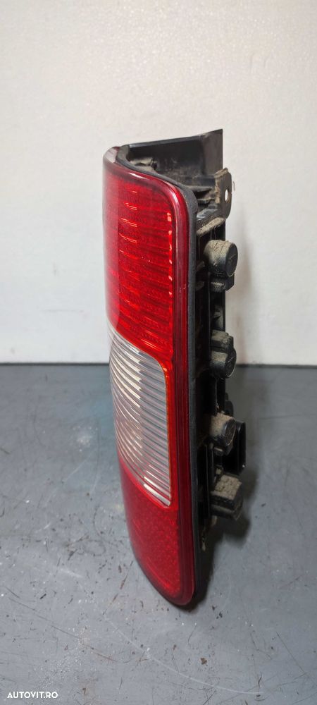 Stop dreapta spate volkswagen vw caddy an 2008 - 2