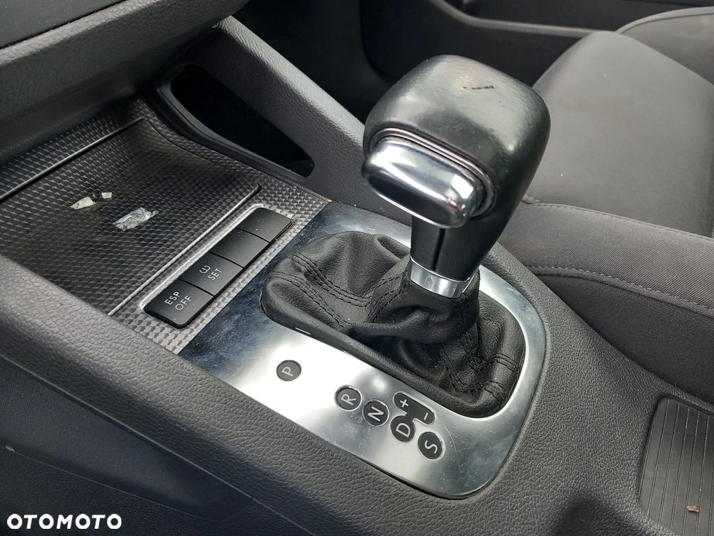 Volkswagen Golf 1.9 TDI DSG GT Sport - 15