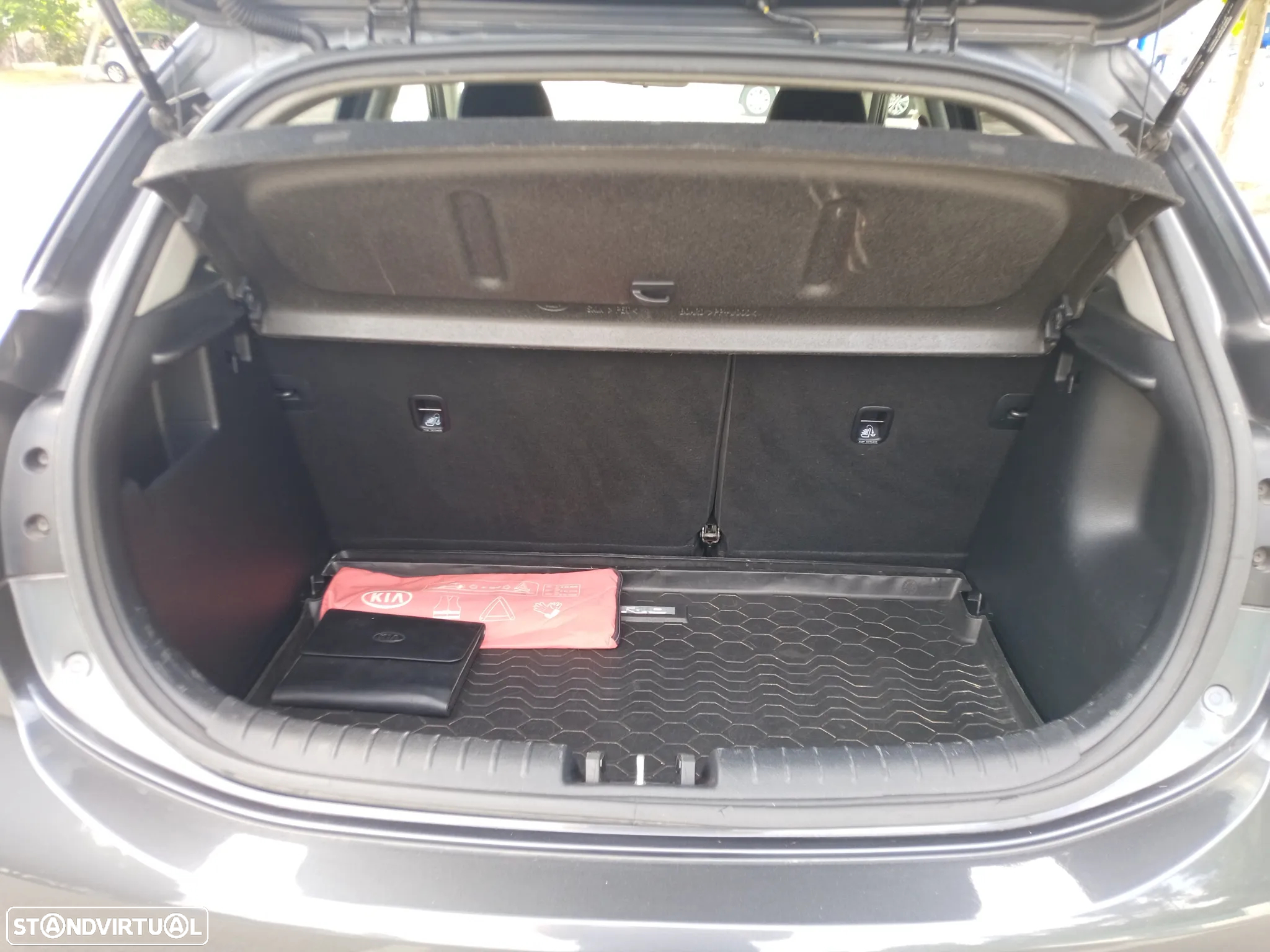 Kia Rio 1.4 CRDi TX - 17