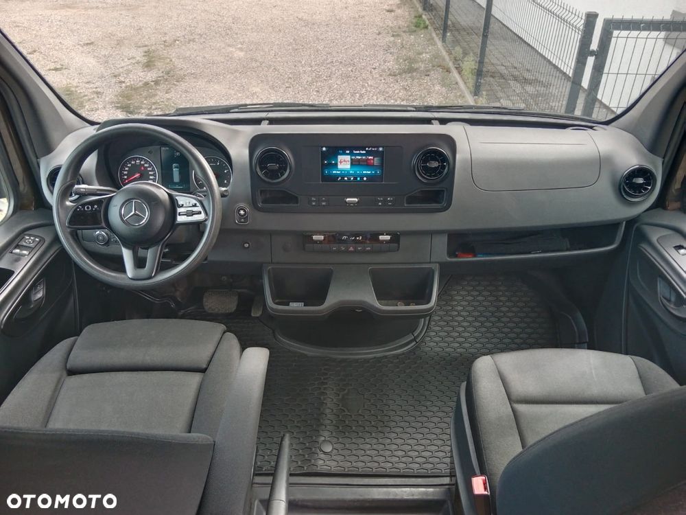 Mercedes-Benz sprinter - 12