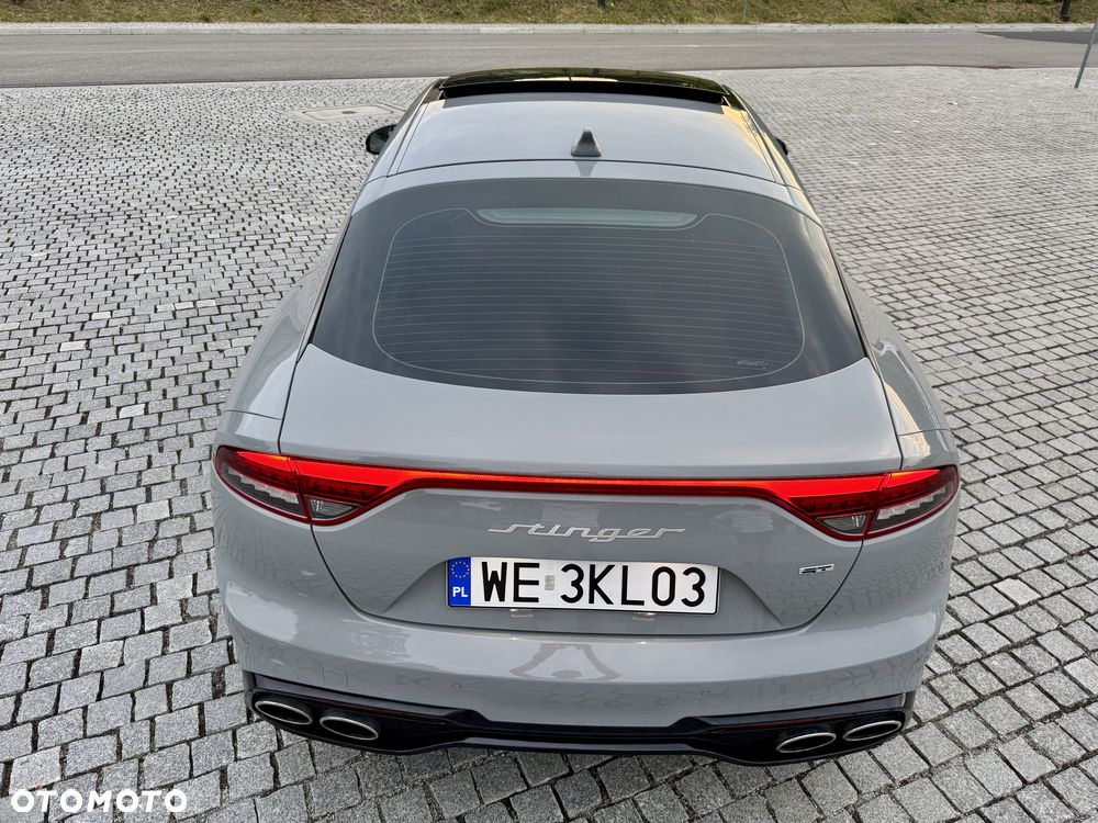 Kia Stinger - 9
