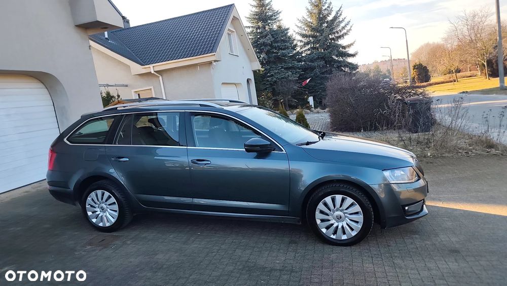 Skoda Octavia 2.0 TDI DSG Ambition - 27