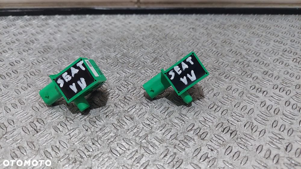 CZUJNIK UDERZENIA VW SEAT CENA ZA SZTUKĘ NR 5K0959351 - 1