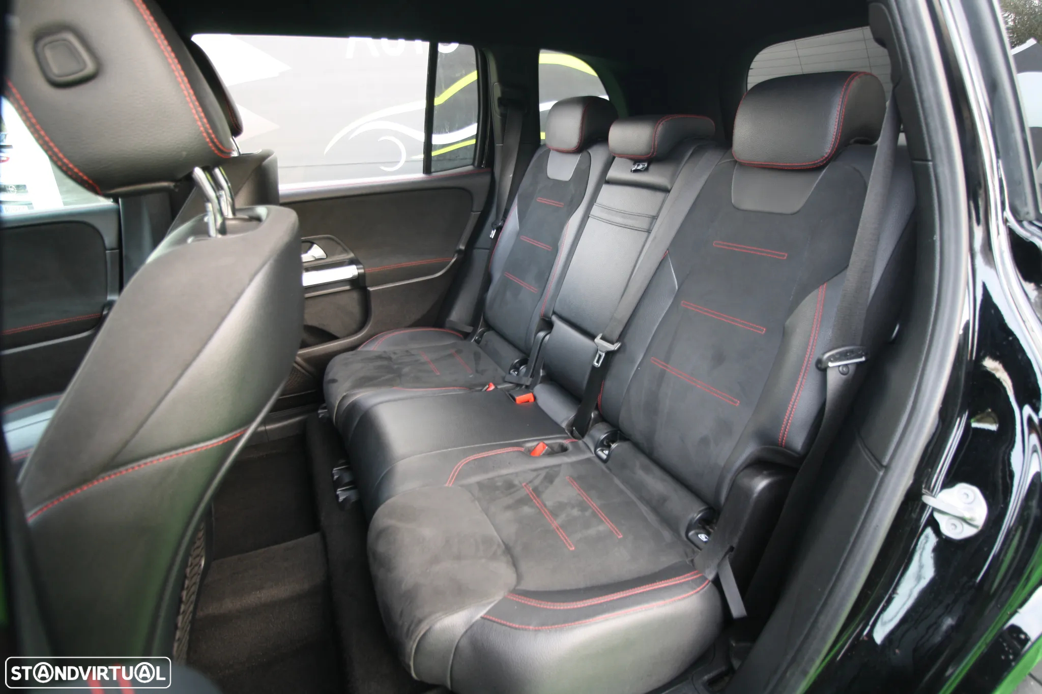 Mercedes-Benz GLB 180 d AMG Line - 54