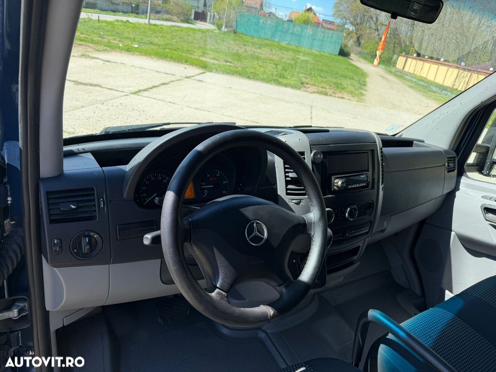 Mercedes-Benz Sprinter 318 - 10