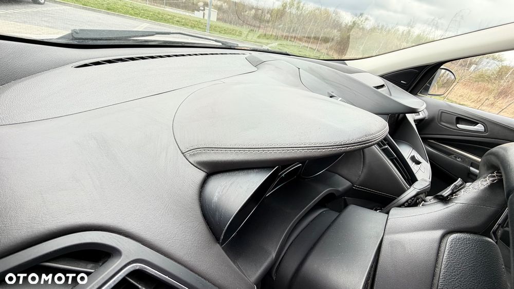 Ford Kuga 2.0 TDCi 4x4 Vignale - 15