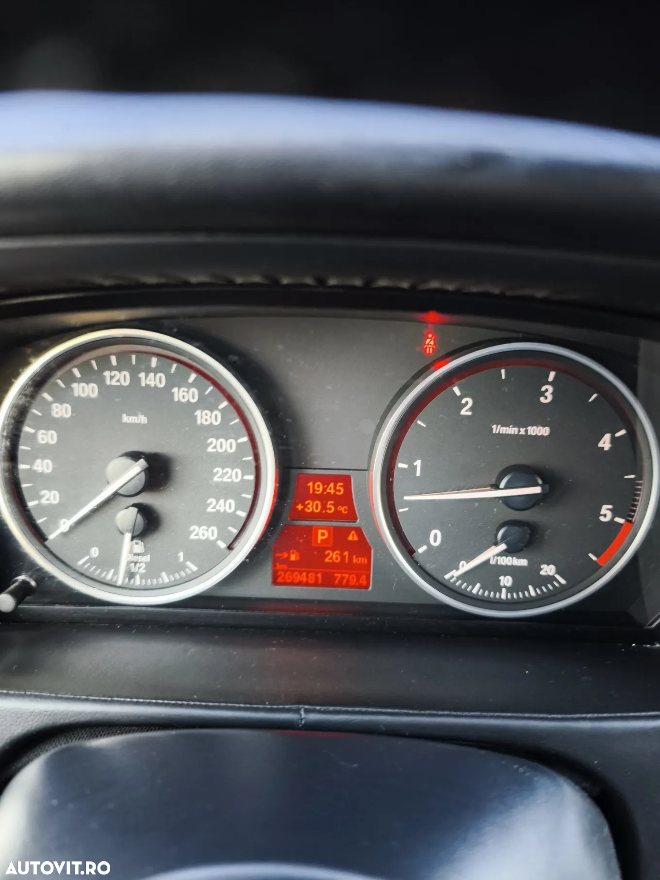 BMW X5 xDrive40d - 17