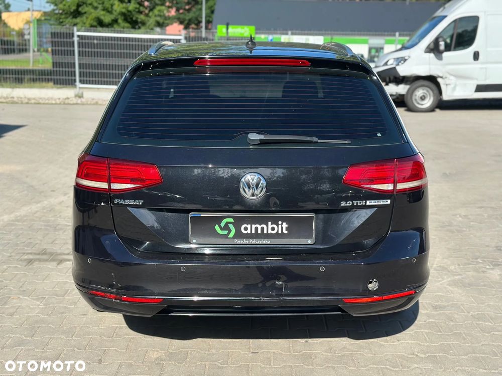 Volkswagen Passat - 6