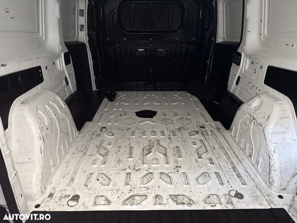 Fiat Doblo - 17