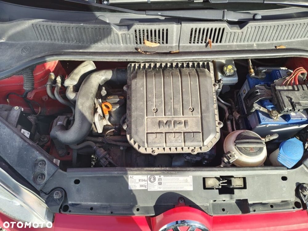 Volkswagen up! move - 15