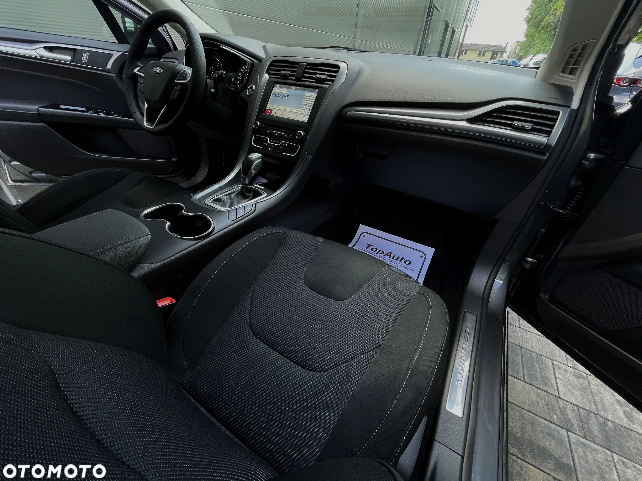 Ford Mondeo 2.0 TDCi Titanium PowerShift - 16