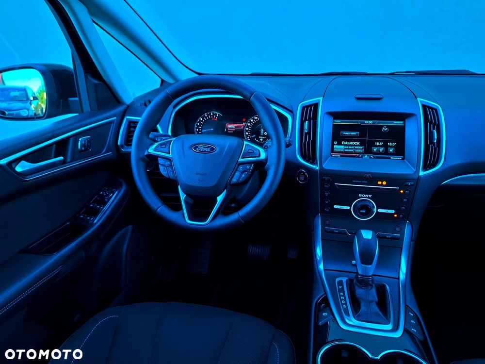 Ford S-Max - 27