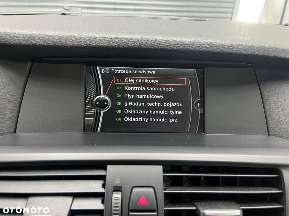 BMW X3 xDrive20d - 16