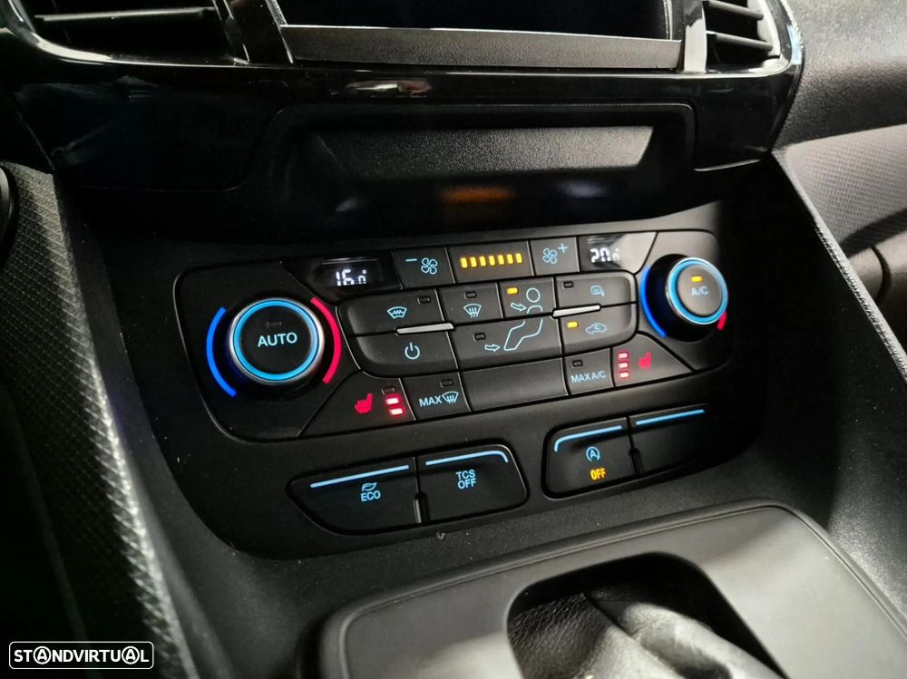 Ford Transit Connect Outro - 31