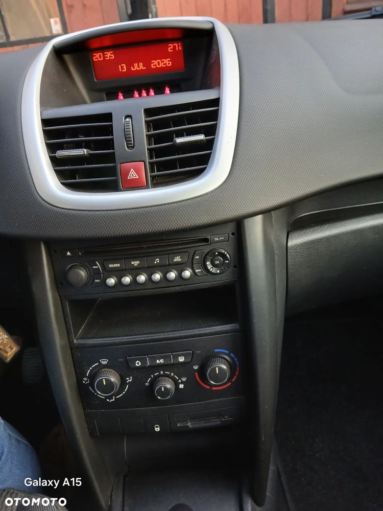 Peugeot 207 - 7