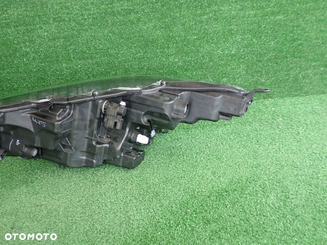 TOYOTA YARIS IV FULL LED 20- reflektor prawy lampa - 7