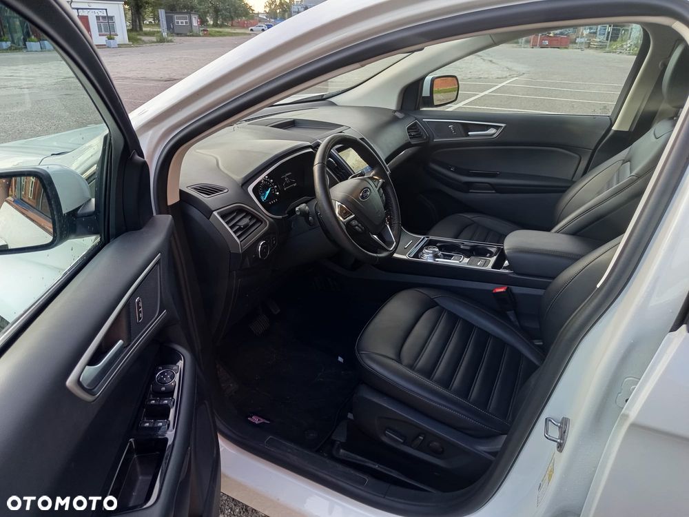 Ford Edge - 11