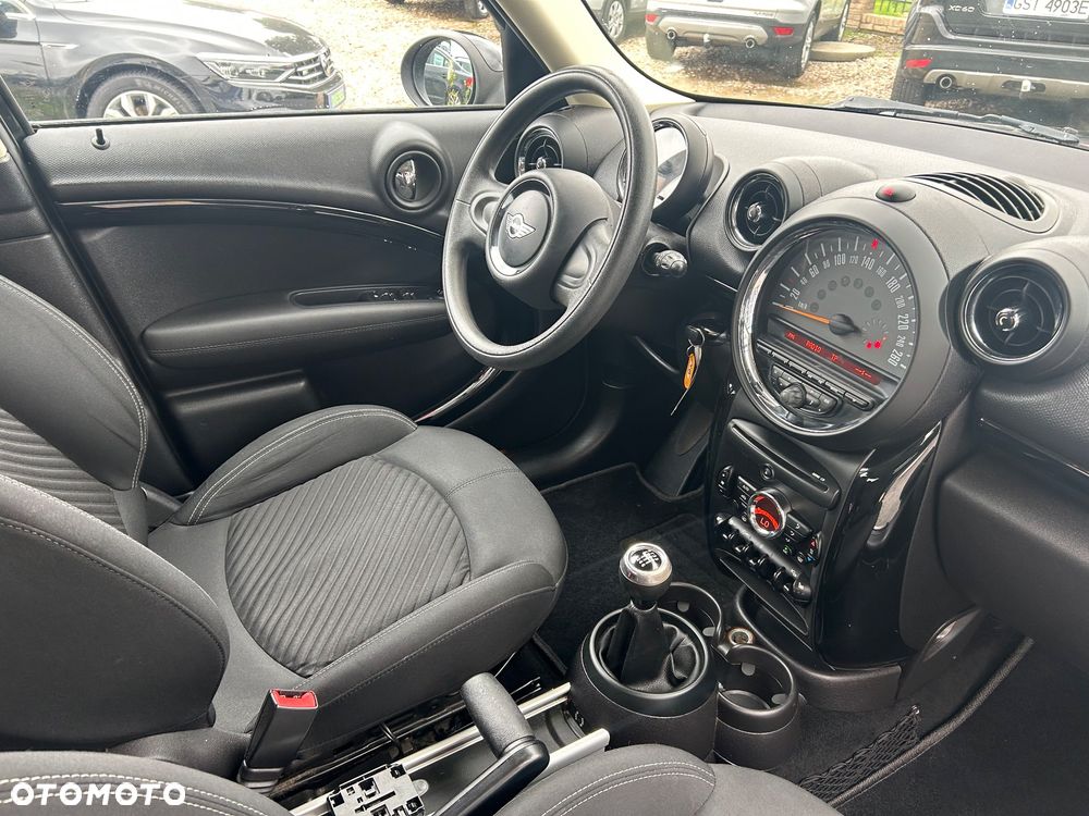 MINI Countryman One D Blackyard - 29