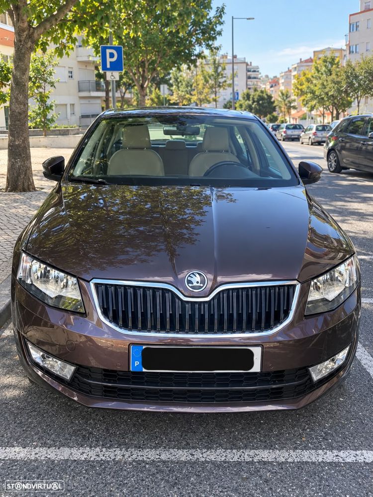 Skoda Octavia 1.6 TDI Style DSG - 6