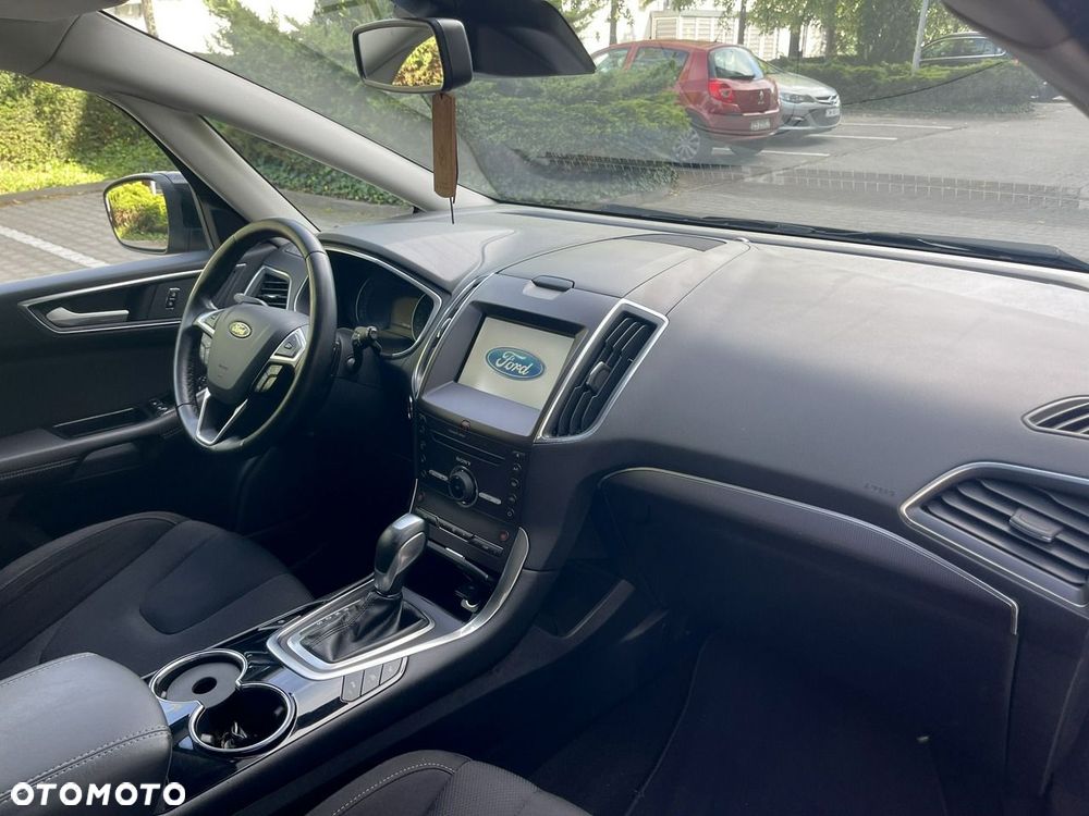 Ford S-Max - 27