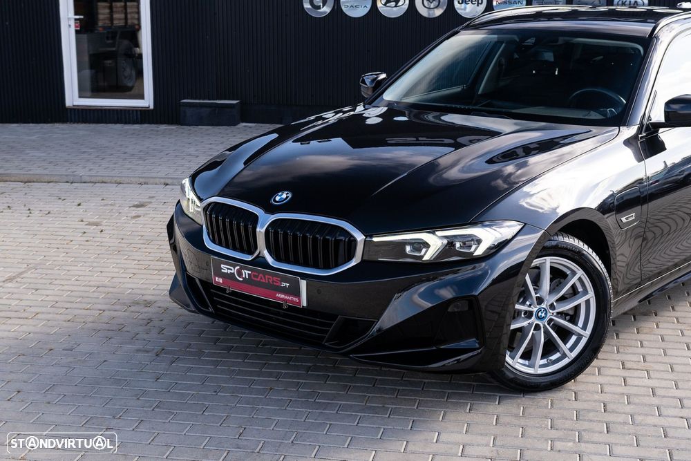 BMW 320 e Auto - 4