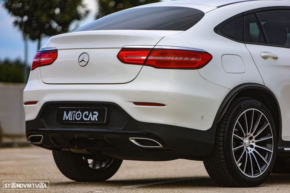 Mercedes-Benz GLC 250 d 4Matic 9G-TRONIC AMG Line - 11