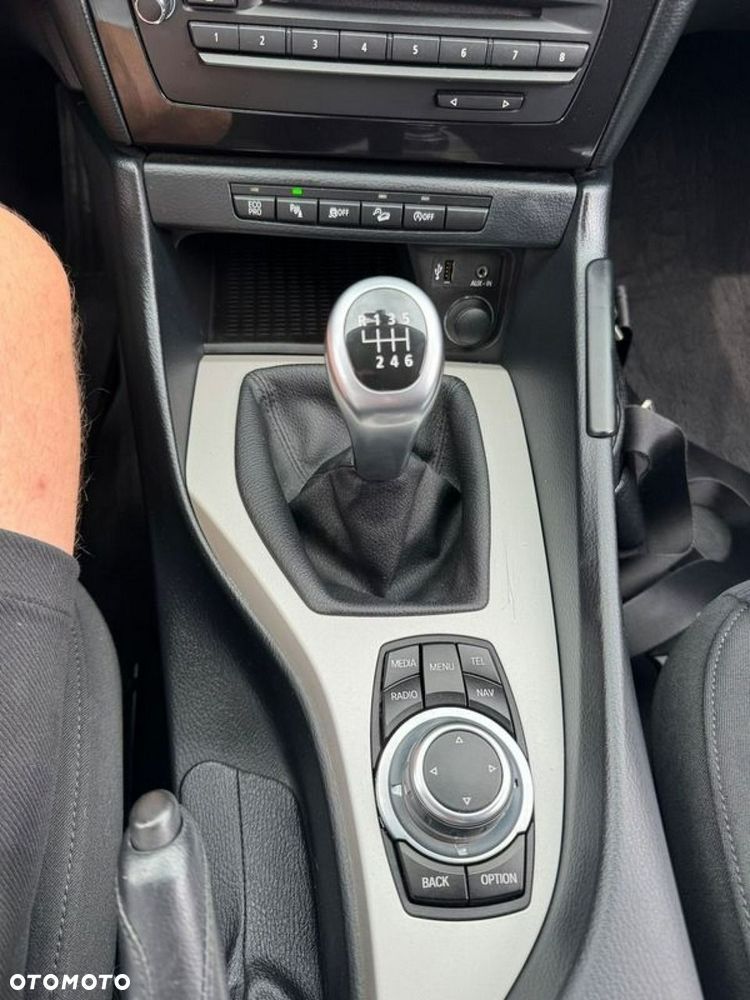 BMW X1 xDrive18d xLine - 13