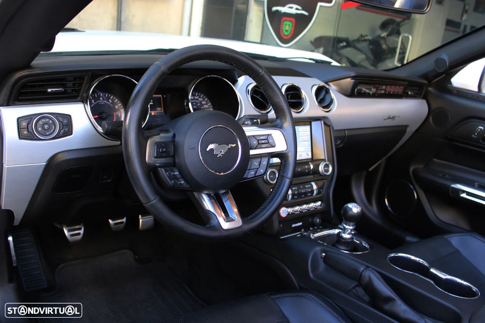 Ford Mustang Cabrio 2.3 Eco Boost - 21