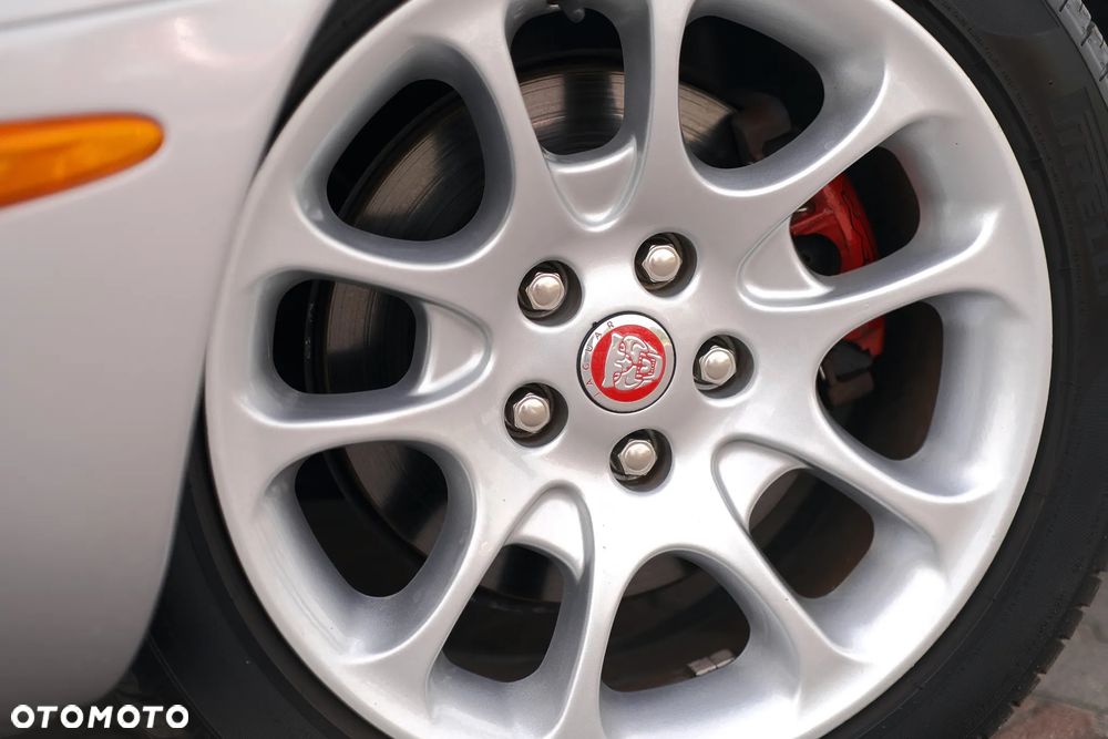 Jaguar XK8 - 10