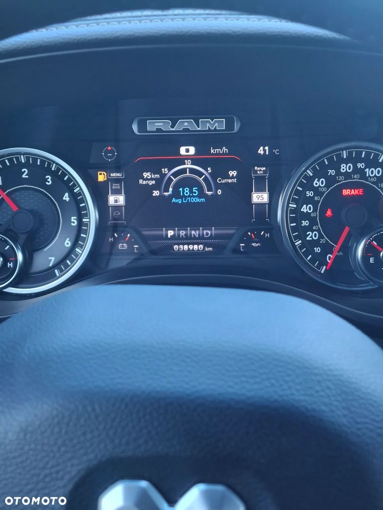 RAM 1500 Crew Cab Sport - 23