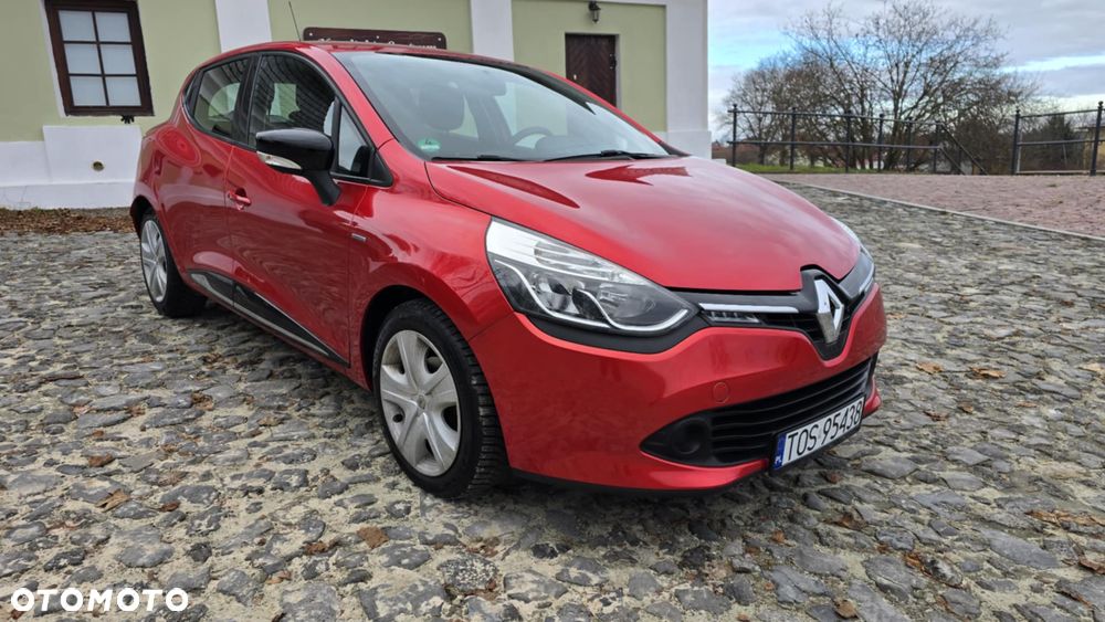 Renault Clio - 17