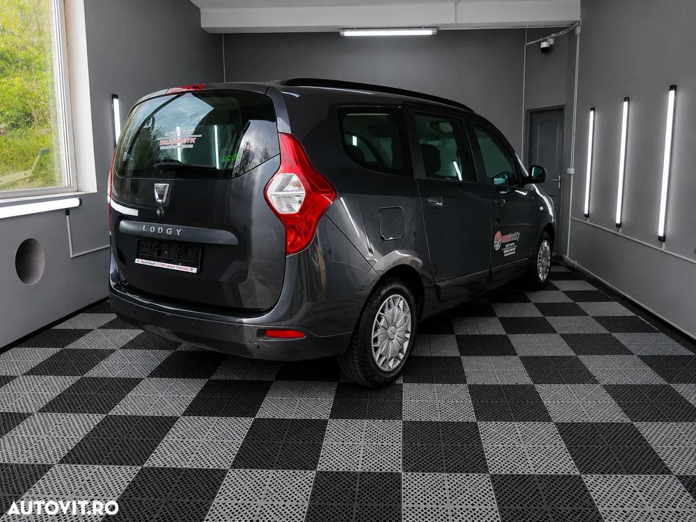Dacia Lodgy 1.5 dCi 90 CP Ambiance - 4