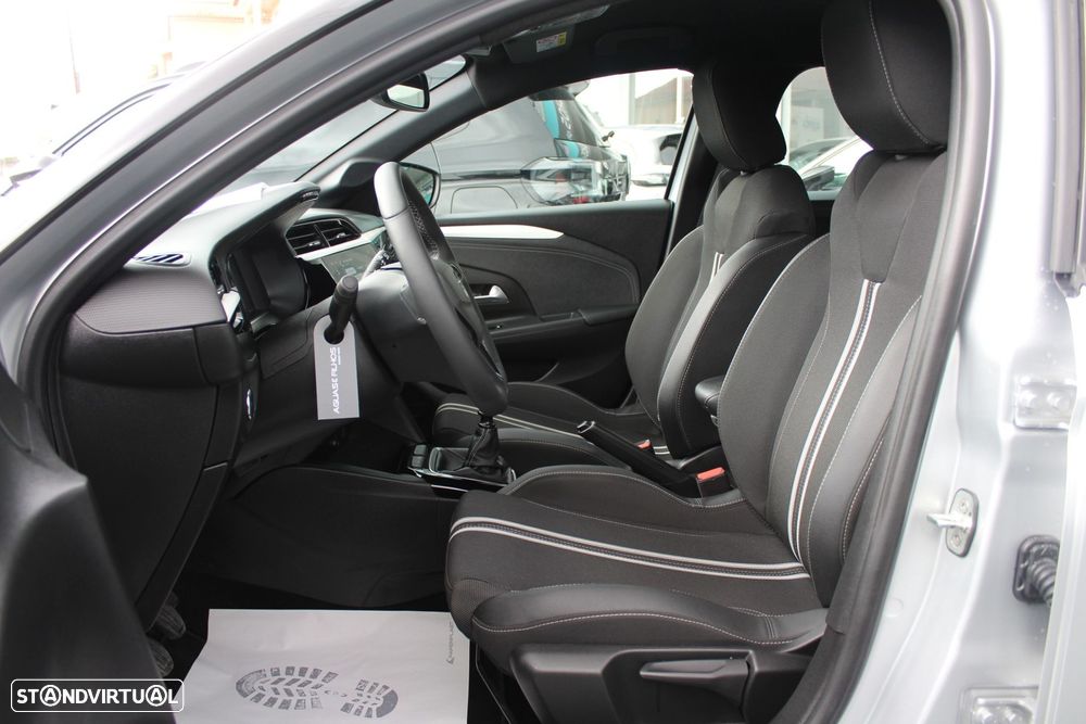 Opel Corsa 1.2 T GS - 4