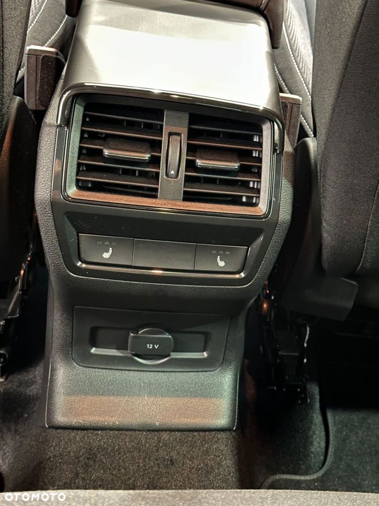 Skoda Karoq 1.5 TSI ACT Edition 130 DSG - 13