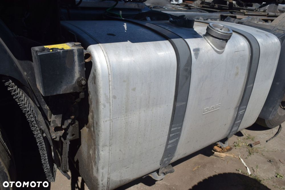 ZBIORNIK PALIWA DAF XF 105 - 2
