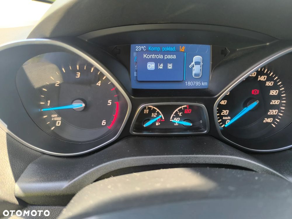 Ford Kuga 2.0 TDCi 4x4 Individual - 14