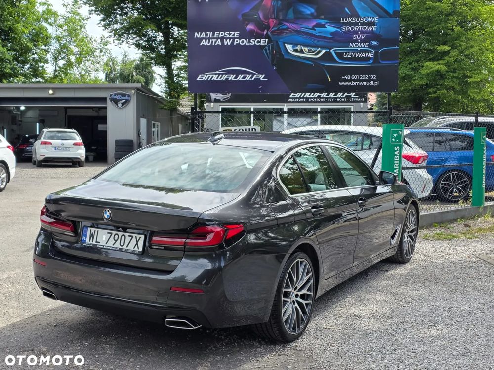 BMW Seria 5 520e Luxury Line - 12
