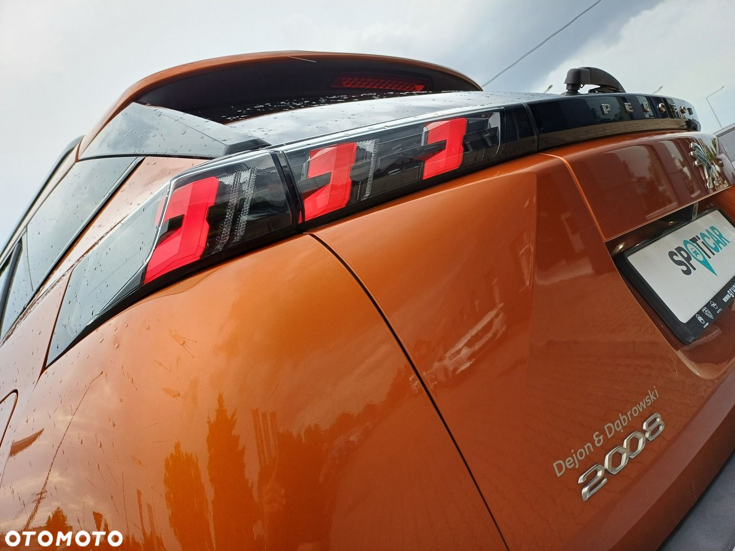 Peugeot 2008 1.2 PureTech Allure S&S - 11
