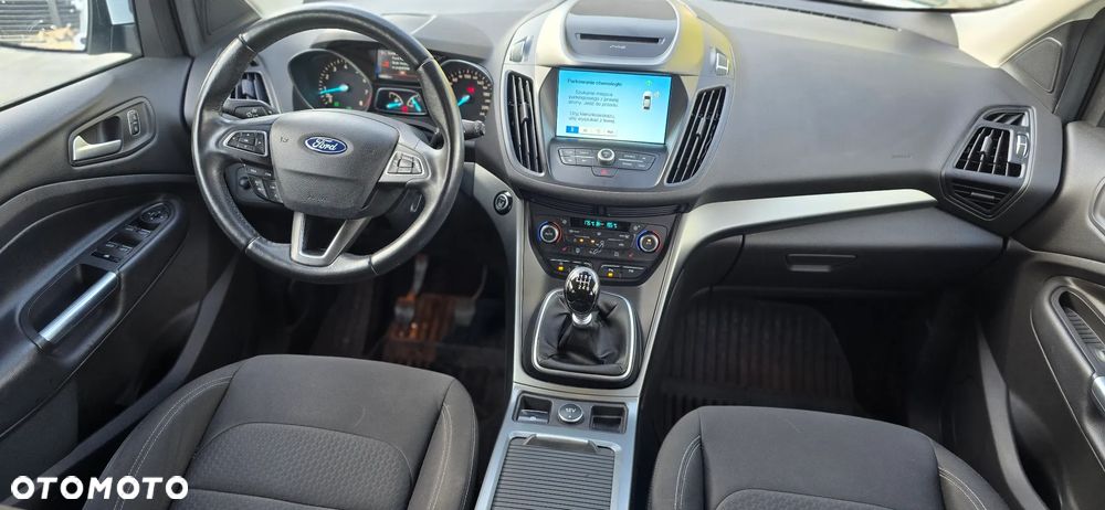 Ford Kuga 1.5 EcoBoost FWD Edition ASS MMT6 - 11